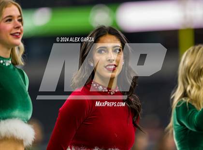 Thumbnail 3 in Southlake Carroll vs. Vandegrift (UIL 6A Division II Final) photogallery.