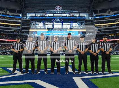 Thumbnail 2 in Southlake Carroll vs. Vandegrift (UIL 6A Division II Final) photogallery.