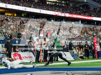 Thumbnail 3 in Southlake Carroll vs. Vandegrift (UIL 6A Division II Final) photogallery.