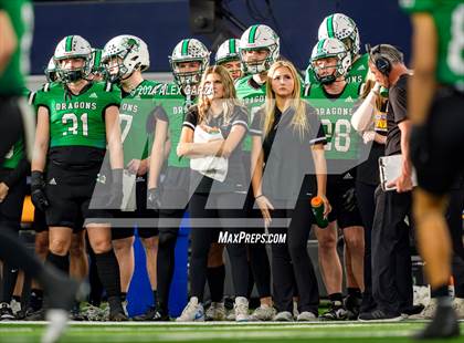 Thumbnail 3 in Southlake Carroll vs. Vandegrift (UIL 6A Division II Final) photogallery.