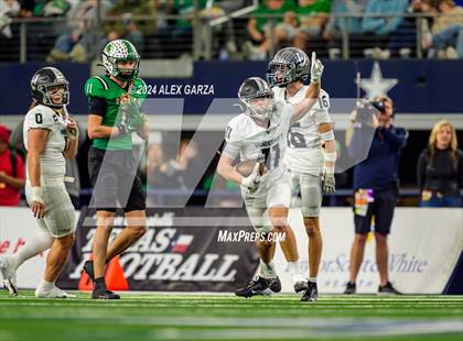 Thumbnail 1 in Southlake Carroll vs. Vandegrift (UIL 6A Division II Final) photogallery.