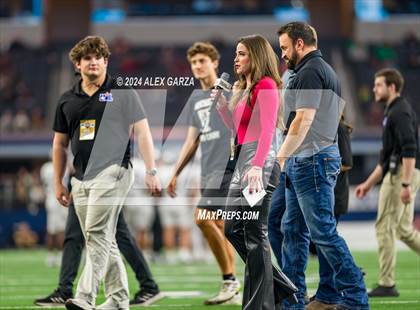 Thumbnail 2 in Southlake Carroll vs. Vandegrift (UIL 6A Division II Final) photogallery.