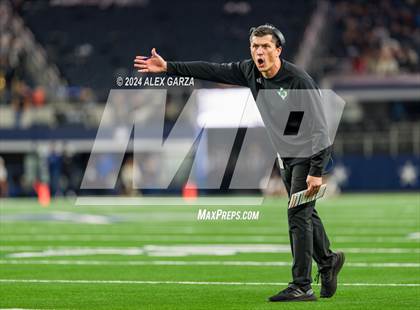 Thumbnail 1 in Southlake Carroll vs. Vandegrift (UIL 6A Division II Final) photogallery.