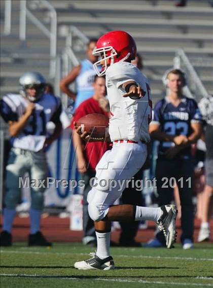 Thumbnail 1 in Burroughs @ Saugus photogallery.
