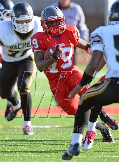 Thumbnail 1 in Sachem North vs Connetquot (Section 11 Division 1 Semifinal) photogallery.