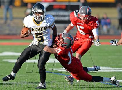Thumbnail 2 in Sachem North vs Connetquot (Section 11 Division 1 Semifinal) photogallery.