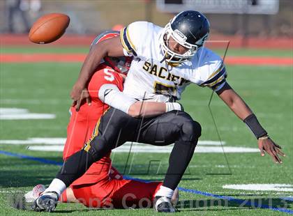 Thumbnail 1 in Sachem North vs Connetquot (Section 11 Division 1 Semifinal) photogallery.