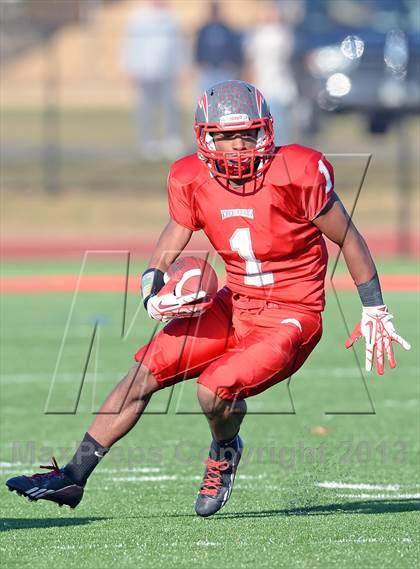 Thumbnail 2 in Sachem North vs Connetquot (Section 11 Division 1 Semifinal) photogallery.