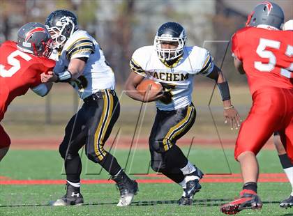 Thumbnail 1 in Sachem North vs Connetquot (Section 11 Division 1 Semifinal) photogallery.
