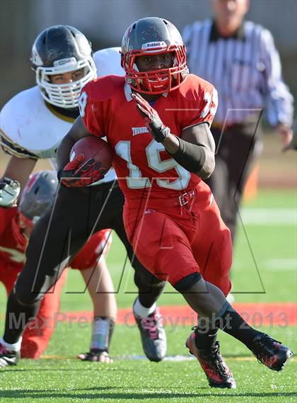 Thumbnail 2 in Sachem North vs Connetquot (Section 11 Division 1 Semifinal) photogallery.
