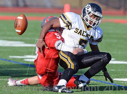 Thumbnail 2 in Sachem North vs Connetquot (Section 11 Division 1 Semifinal) photogallery.