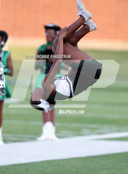 Thumbnail 3 in Guyer @ Lake Ridge photogallery.
