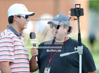 Thumbnail 1 in Guyer @ Lake Ridge photogallery.