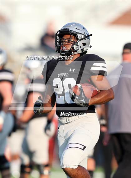 Thumbnail 1 in Guyer @ Lake Ridge photogallery.