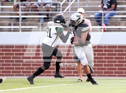 Thumbnail 1 in Guyer @ Lake Ridge photogallery.