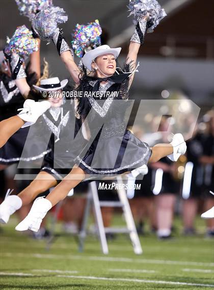 Thumbnail 3 in Guyer @ Lake Ridge photogallery.