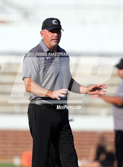 Thumbnail 1 in Guyer @ Lake Ridge photogallery.