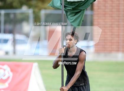 Thumbnail 3 in Guyer @ Lake Ridge photogallery.