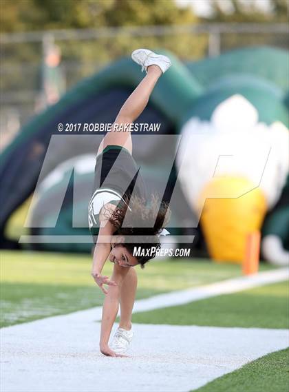 Thumbnail 1 in Guyer @ Lake Ridge photogallery.