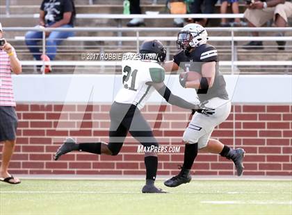 Thumbnail 2 in Guyer @ Lake Ridge photogallery.