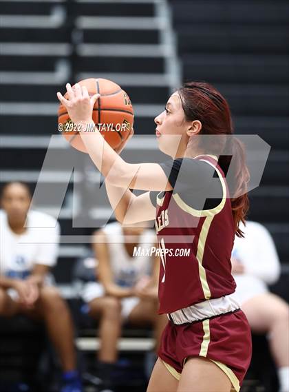 Thumbnail 1 in Keller Central VS Bell (Chicken Express Lady Porcupine Invitational) photogallery.