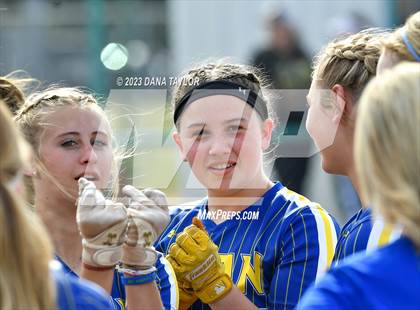Thumbnail 3 in Lipan @ Santo photogallery.