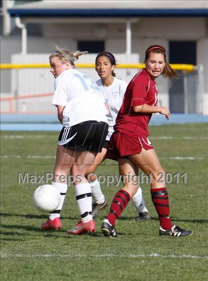 Thumbnail 1 in Camarillo vs La Serna (CIF SS D5 Playoffs) photogallery.