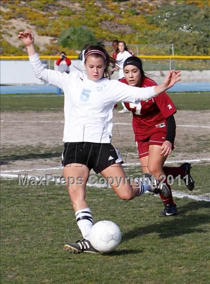 Thumbnail 2 in Camarillo vs La Serna (CIF SS D5 Playoffs) photogallery.