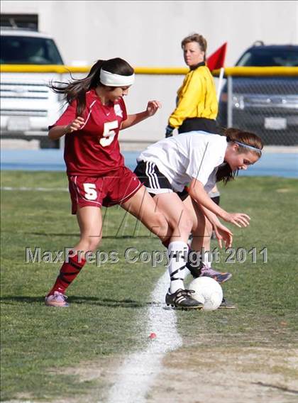Thumbnail 1 in Camarillo vs La Serna (CIF SS D5 Playoffs) photogallery.