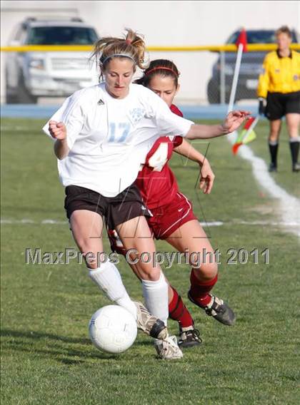 Thumbnail 1 in Camarillo vs La Serna (CIF SS D5 Playoffs) photogallery.