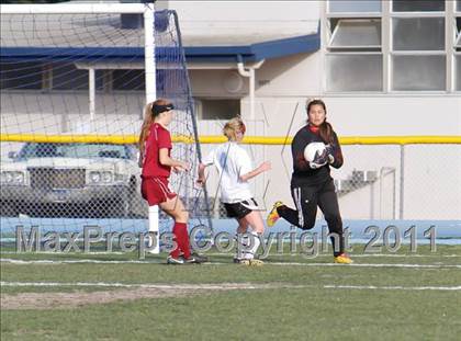 Thumbnail 3 in Camarillo vs La Serna (CIF SS D5 Playoffs) photogallery.