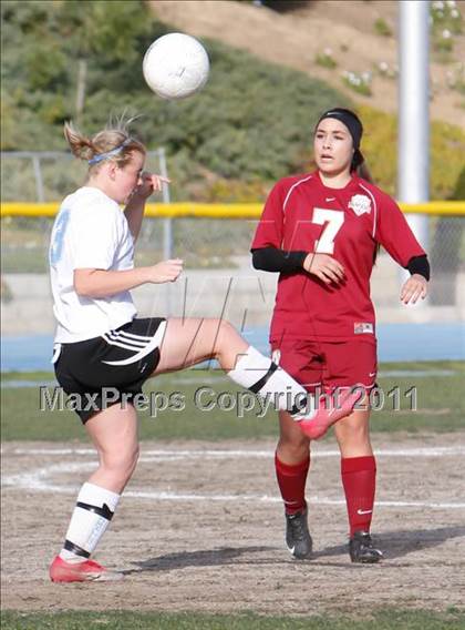 Thumbnail 2 in Camarillo vs La Serna (CIF SS D5 Playoffs) photogallery.