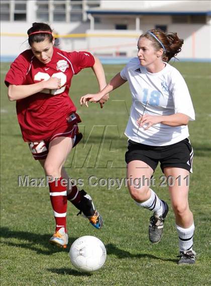 Thumbnail 1 in Camarillo vs La Serna (CIF SS D5 Playoffs) photogallery.
