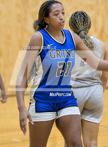 Thumbnail 2 in South Grand Prairie vs Grind Prep (Nike Tournament of Champions) photogallery.