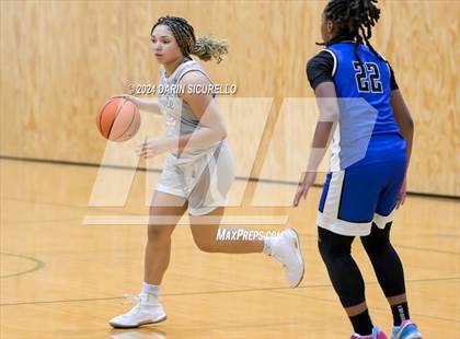 Thumbnail 2 in South Grand Prairie vs Grind Prep (Nike Tournament of Champions) photogallery.