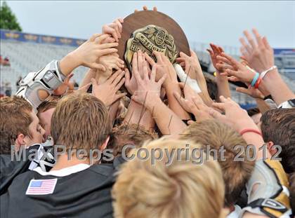 Thumbnail 1 in Chaminade vs. St. Anthony's (CHSAA AAA Final) photogallery.