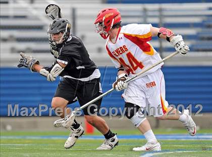 Thumbnail 2 in Chaminade vs. St. Anthony's (CHSAA AAA Final) photogallery.