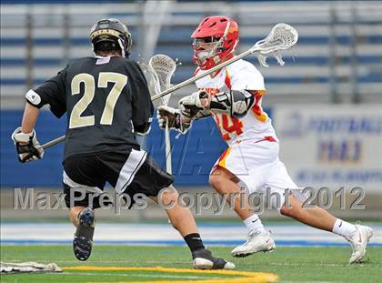 Thumbnail 2 in Chaminade vs. St. Anthony's (CHSAA AAA Final) photogallery.