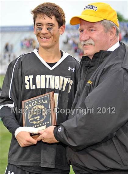 Thumbnail 3 in Chaminade vs. St. Anthony's (CHSAA AAA Final) photogallery.