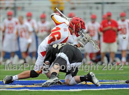 Thumbnail 3 in Chaminade vs. St. Anthony's (CHSAA AAA Final) photogallery.