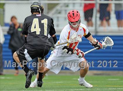 Thumbnail 2 in Chaminade vs. St. Anthony's (CHSAA AAA Final) photogallery.