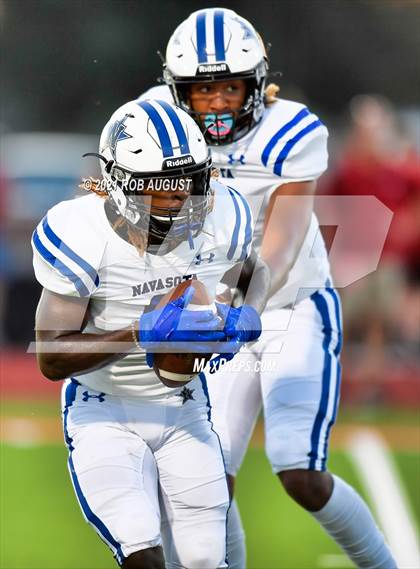Thumbnail 2 in Navasota @ Hargrave photogallery.