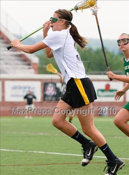Thumbnail 3 in Lakeland-Panas vs. Farmingdale (NYSPHSAA Class A Final) photogallery.