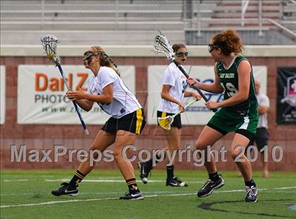 Thumbnail 2 in Lakeland-Panas vs. Farmingdale (NYSPHSAA Class A Final) photogallery.