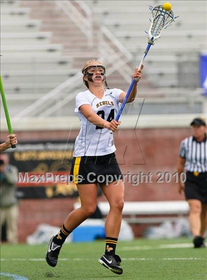 Thumbnail 1 in Lakeland-Panas vs. Farmingdale (NYSPHSAA Class A Final) photogallery.