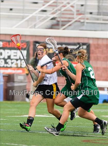 Thumbnail 3 in Lakeland-Panas vs. Farmingdale (NYSPHSAA Class A Final) photogallery.