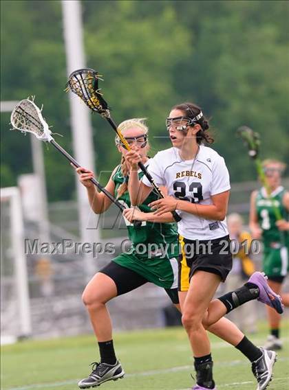 Thumbnail 2 in Lakeland-Panas vs. Farmingdale (NYSPHSAA Class A Final) photogallery.