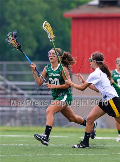 Thumbnail 2 in Lakeland-Panas vs. Farmingdale (NYSPHSAA Class A Final) photogallery.