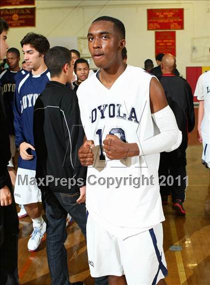 Thumbnail 3 in Etiwanda vs. Loyola (Fairfax State Preview Classic) photogallery.