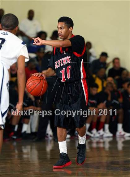 Thumbnail 2 in Etiwanda vs. Loyola (Fairfax State Preview Classic) photogallery.